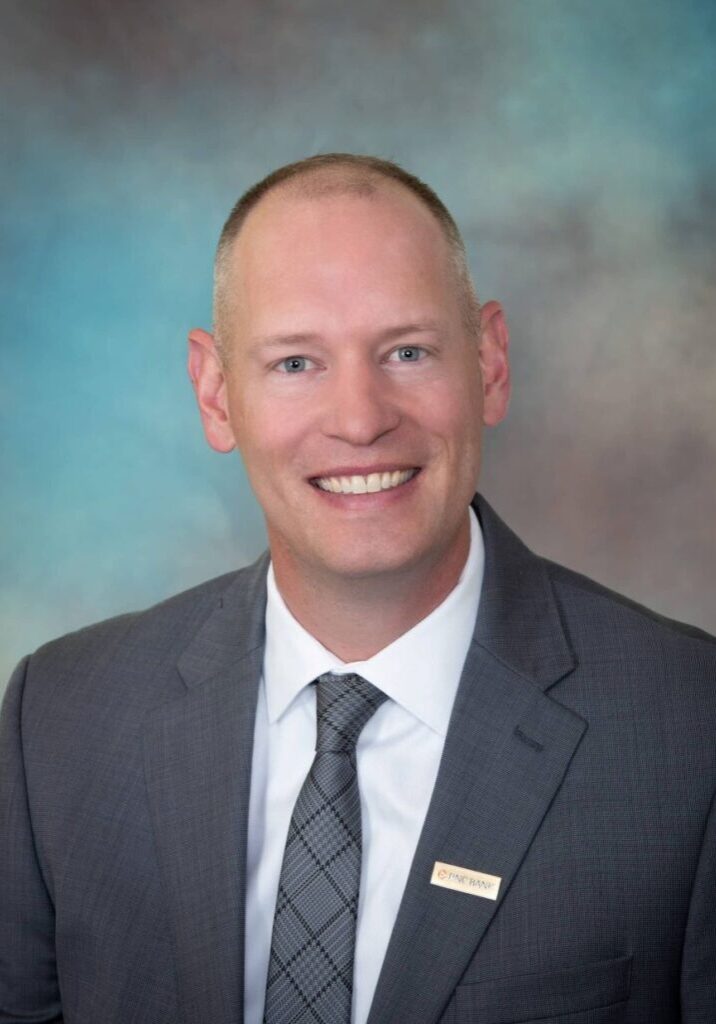 Tom-Ruis-scaled Tom-Ruis-scaled